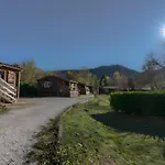 Montana 4 - 4 Personnes * Roquefeuil